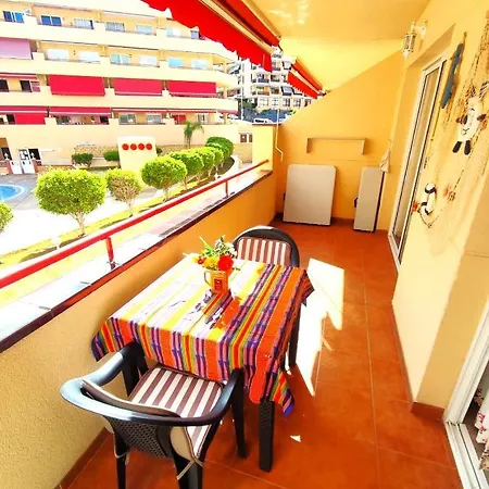 In Puerto De Santiago. Jardines Del Mar * Пуэрто-де-Сантьяго